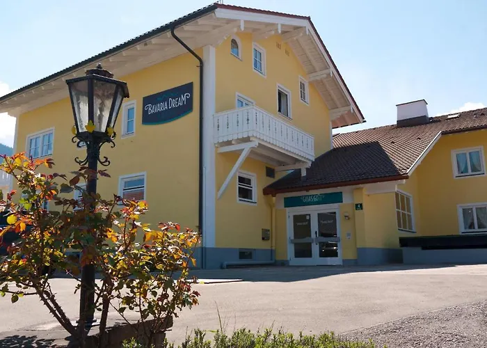 3-Sterne-Hotel: HoFer am Zeitberg - Hotel Garni&Ferienwohnungen